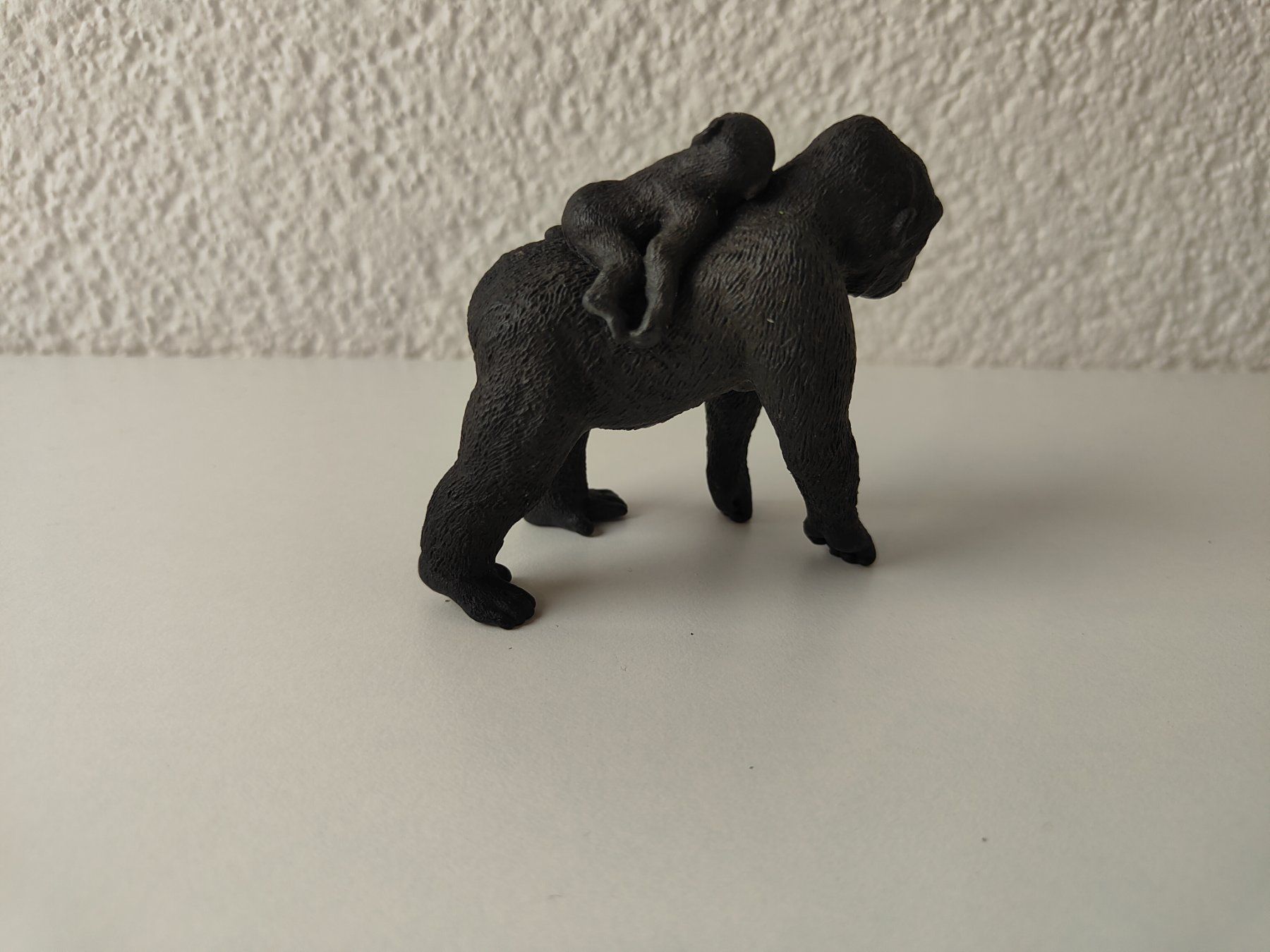 Schleich Figuren: Schleich Gorilla mit Baby Affe Wild Life – Gebraucht aus Thalwil von FigurenFreunde 1