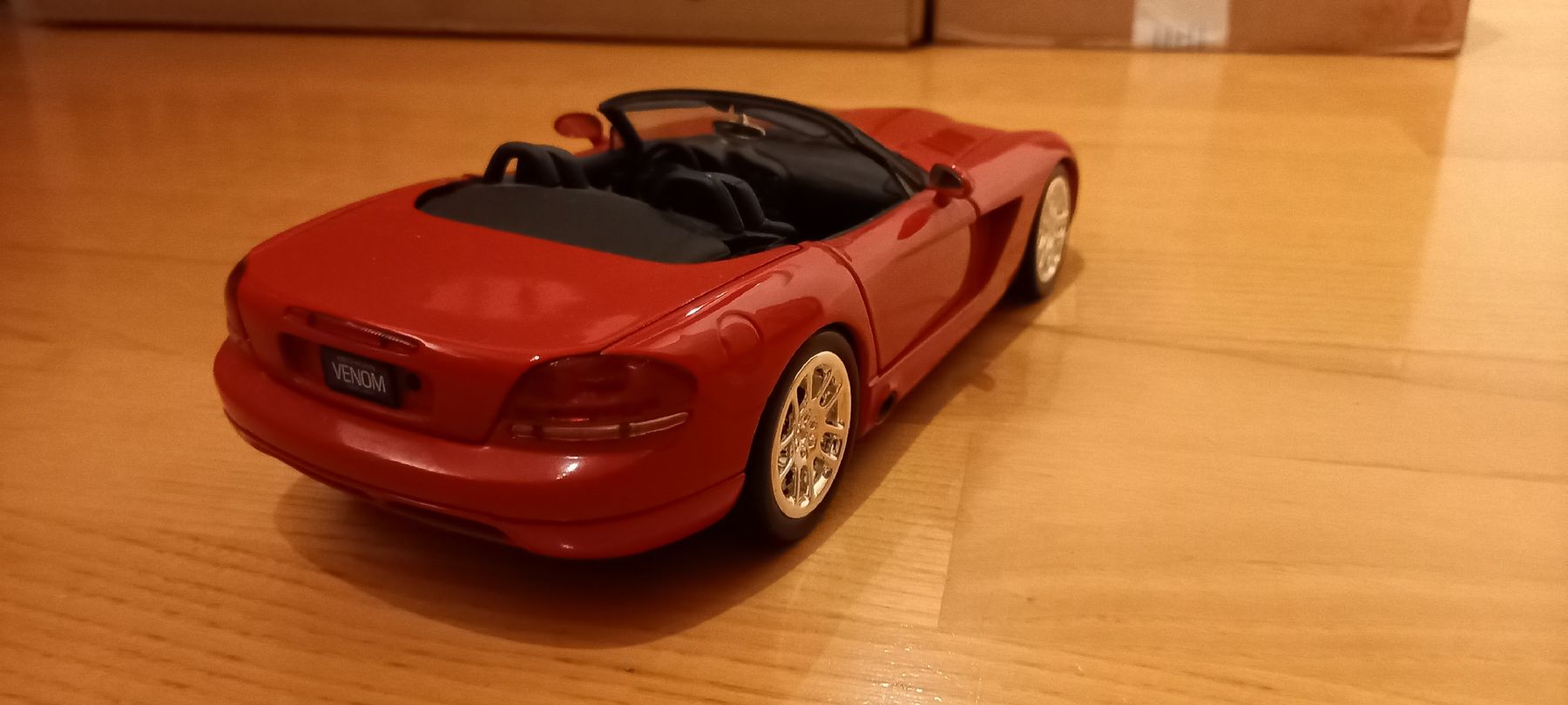 Dodge Modellini d'auto: Dodge Viper ERTL – Usato da Les Brenets venduto da flu_z9bl 2
