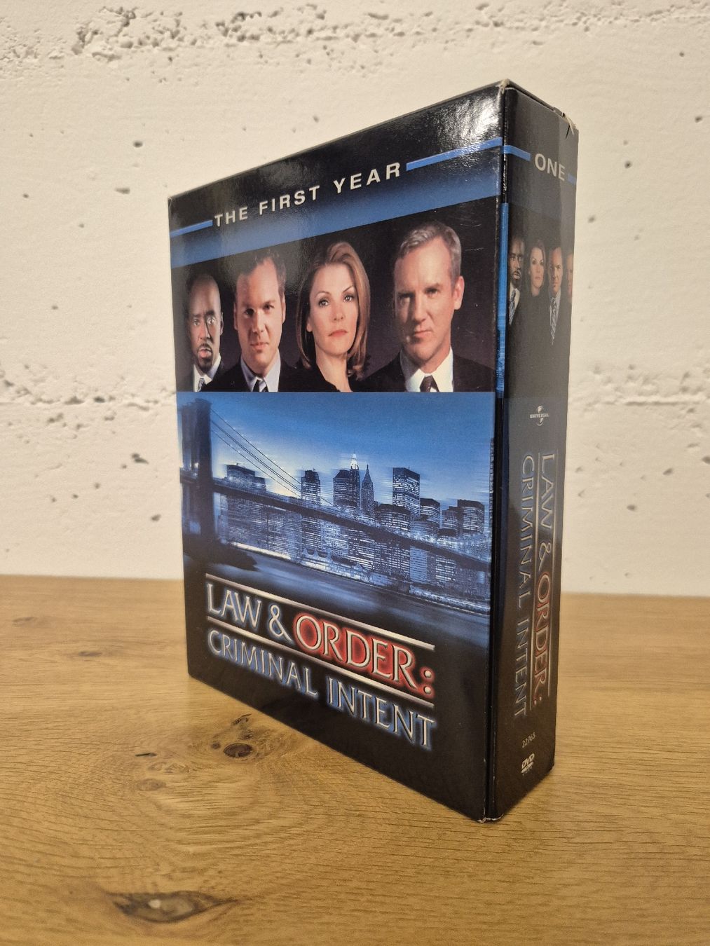 Tutti i DVDs: DVD Law & Order: Criminal Intent - Saison 1 complète  – Usato da Bogis-Bossey venduto da VNT-GE.ch 1
