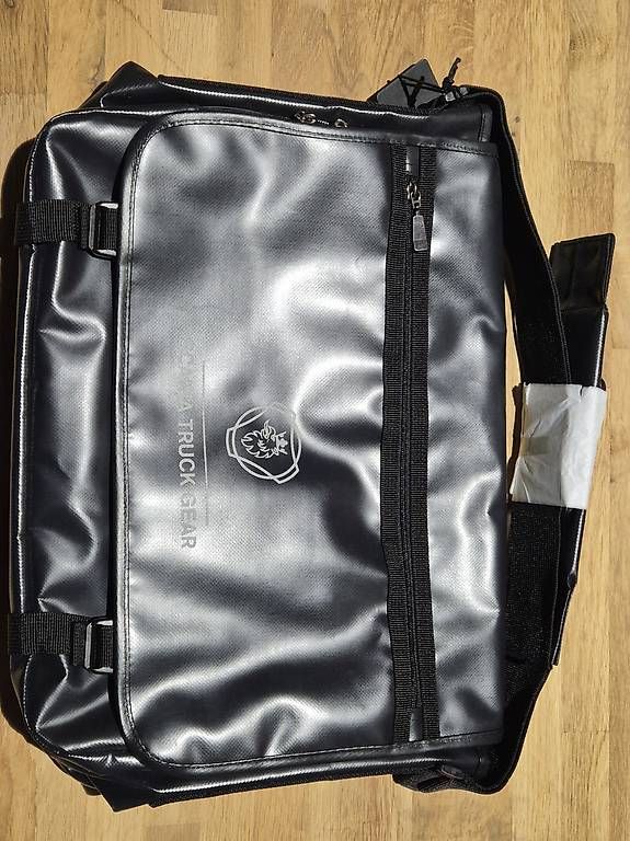 Valigie & Borse: Laptop Tasche Scania Neu – Nuovo e nell'imballaggio originale da Seuzach venduto da rjuc