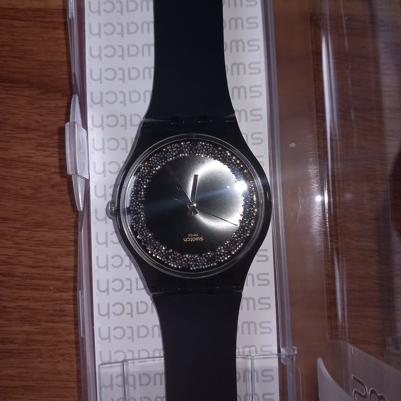 Swatch Orologi: Swatch Original 41 Darksparkles neuve – Nuovo e nell'imballaggio originale da La Chaux-de-Fonds venduto da Swiss_LP_Records