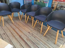 Schicke Esszimmerstühle zu verkaufen