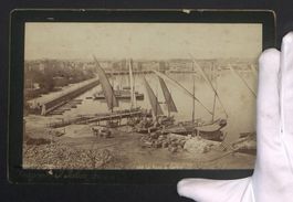 Fotografie Genf, Hafenpartie mit Segelbo
