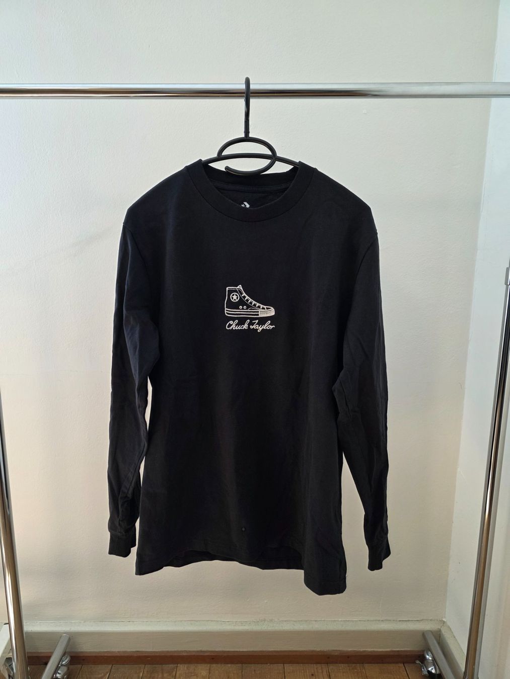 Converse T-shirt: Langarmshirt Converse – Usato da Rothenfluh venduto da sel_j856