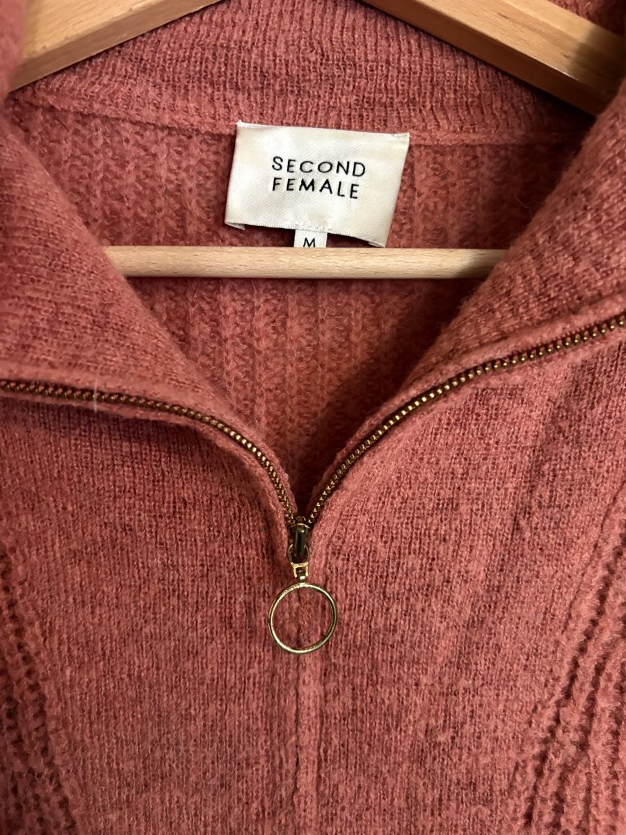 Maglioni & Felpe: Woll Pullover von SECOND FEMALE Gr. M – Usato da Schwerzenbach venduto da frauminze 2