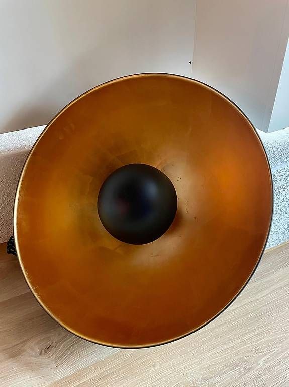 Kronleuchter & Deckenlampen: Hängeleuchte gold schwarz – Gebraucht aus Weinfelden von mas_98tt 1