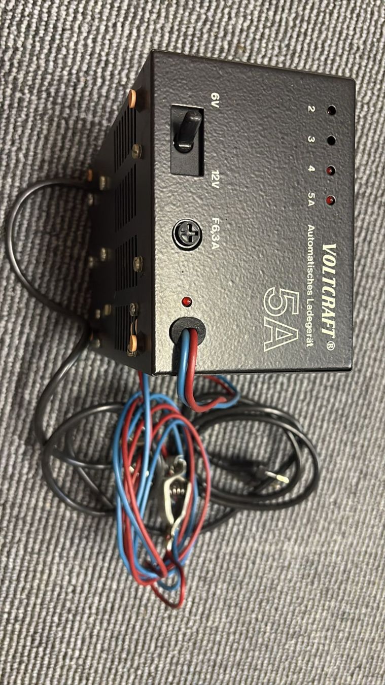 Caricabatterie: Ladegerät 6-12V 5 Amp – Nuovo (secondo la descrizione) da Wangen b. Olten venduto da Hba2 2