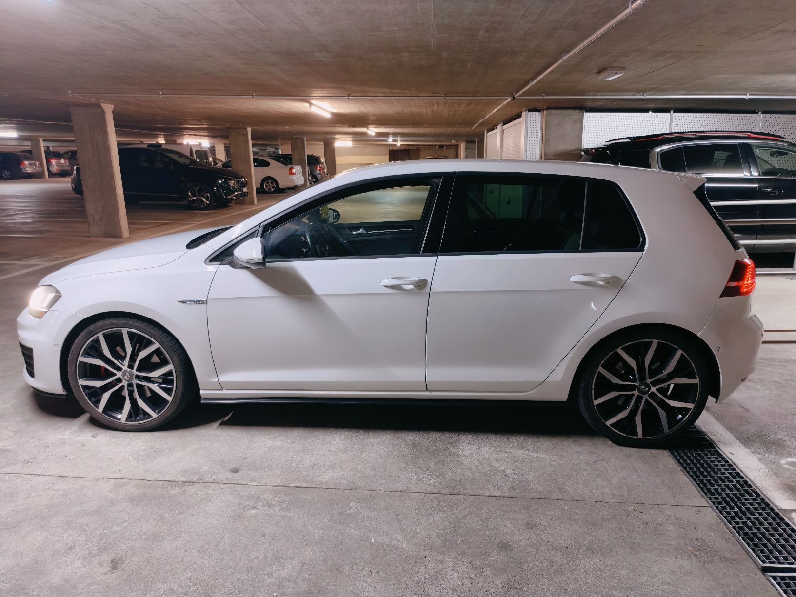 VW Automobili: Golf 7 GTD  – Usato da Fribourg venduto da Dhyou 3