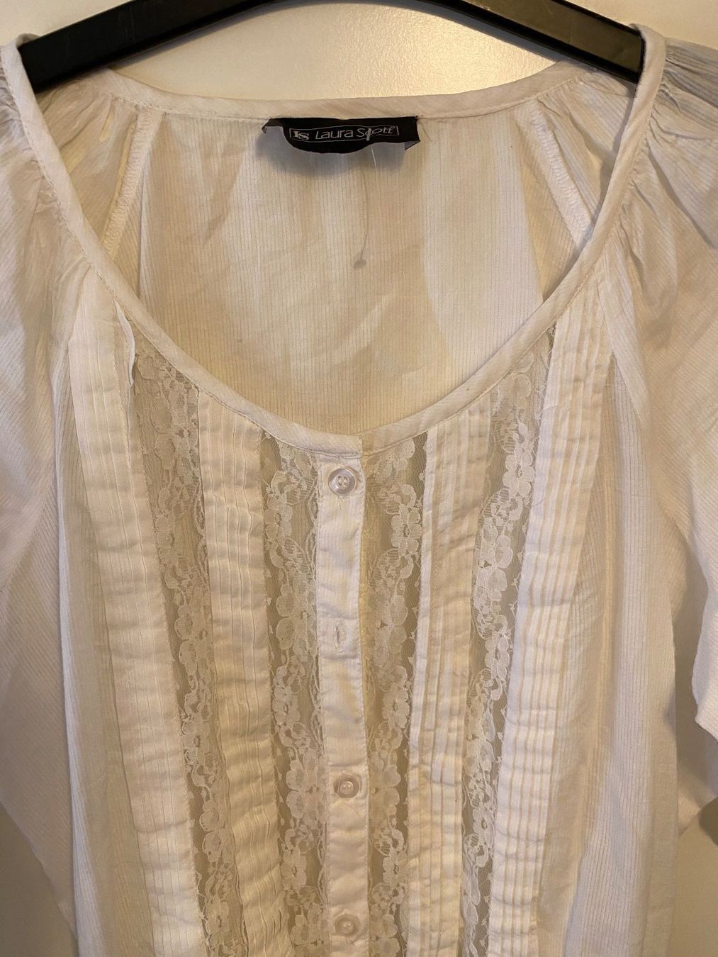 Camicette: Bluse Laura Scott gr.38 – Usato da Pfungen venduto da Outlet64 1