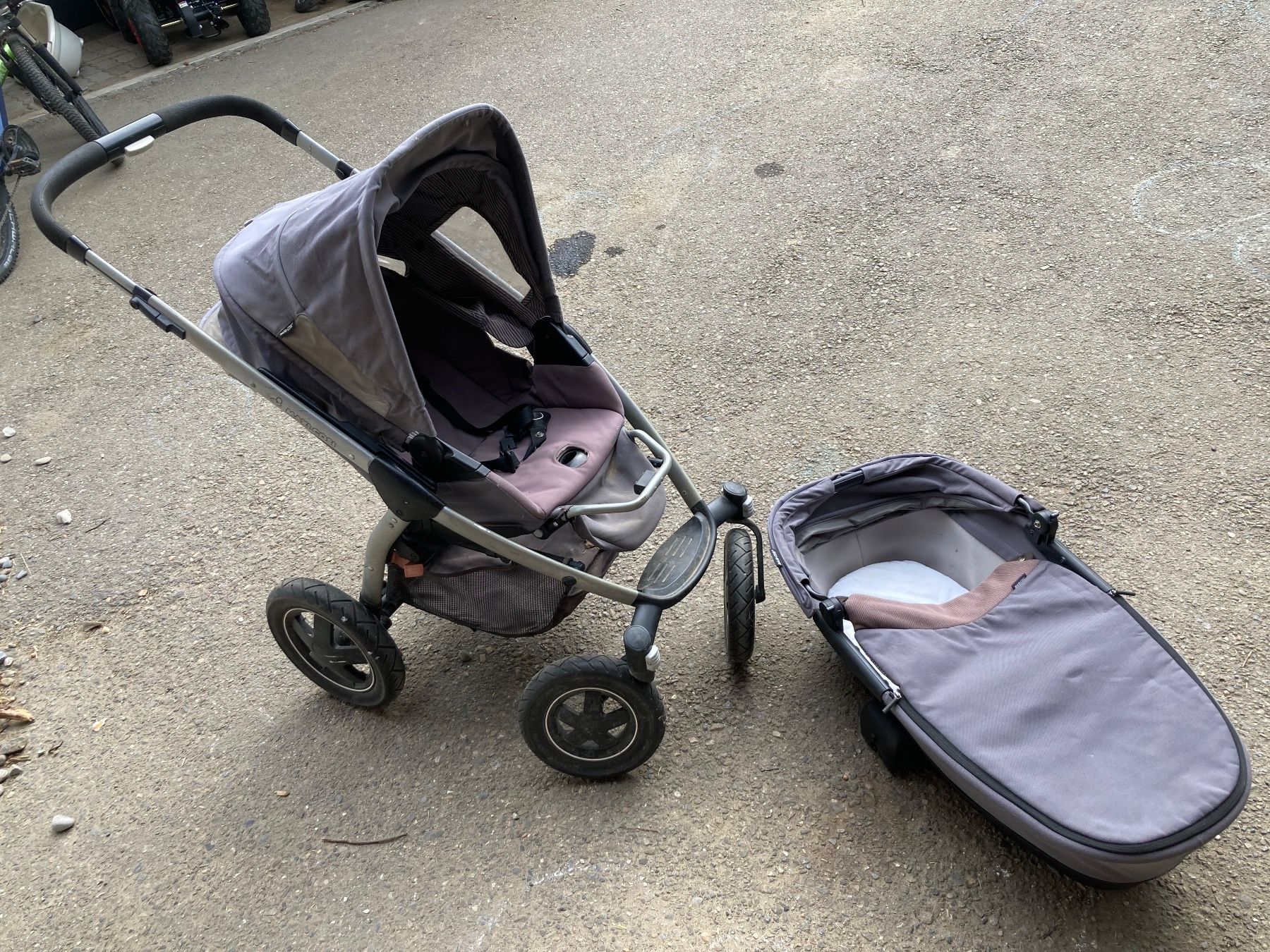 Maxi-Cosi Kinderwagen: Maxi Cosi Kinderwagen mit Babywanne – Gebraucht aus Bigenthal von wconny
