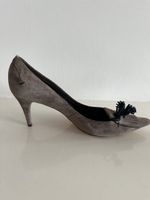 Chloe suede taupe 7.5cm heel pumps
