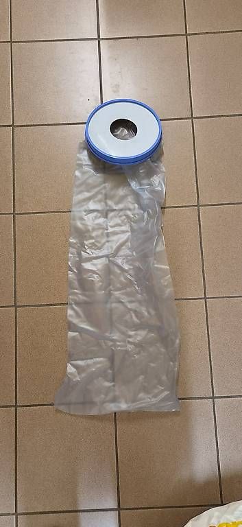 Schutz & Schoner: Protection pour pansement/plâtres bras ou jambe – Gebraucht aus Carouge GE von Zoidbergsw 1