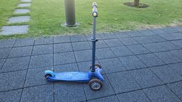 Micro Mini Trottinett blau gebraucht mit Gebrauchsspuren