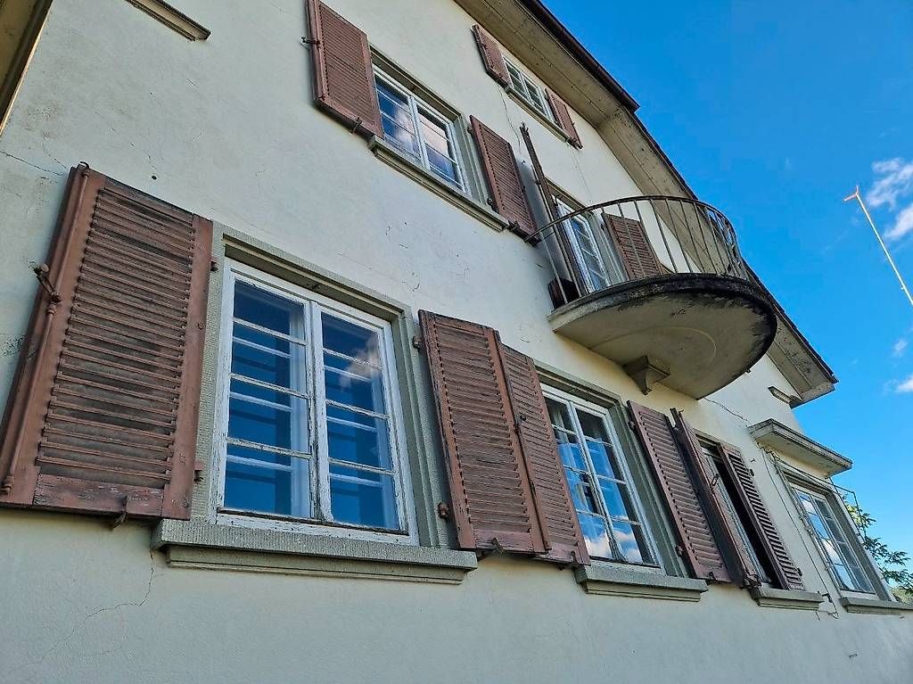 Persiane: Vintage Fensterläden Holz – Usato da Hägendorf venduto da Moni-F 2