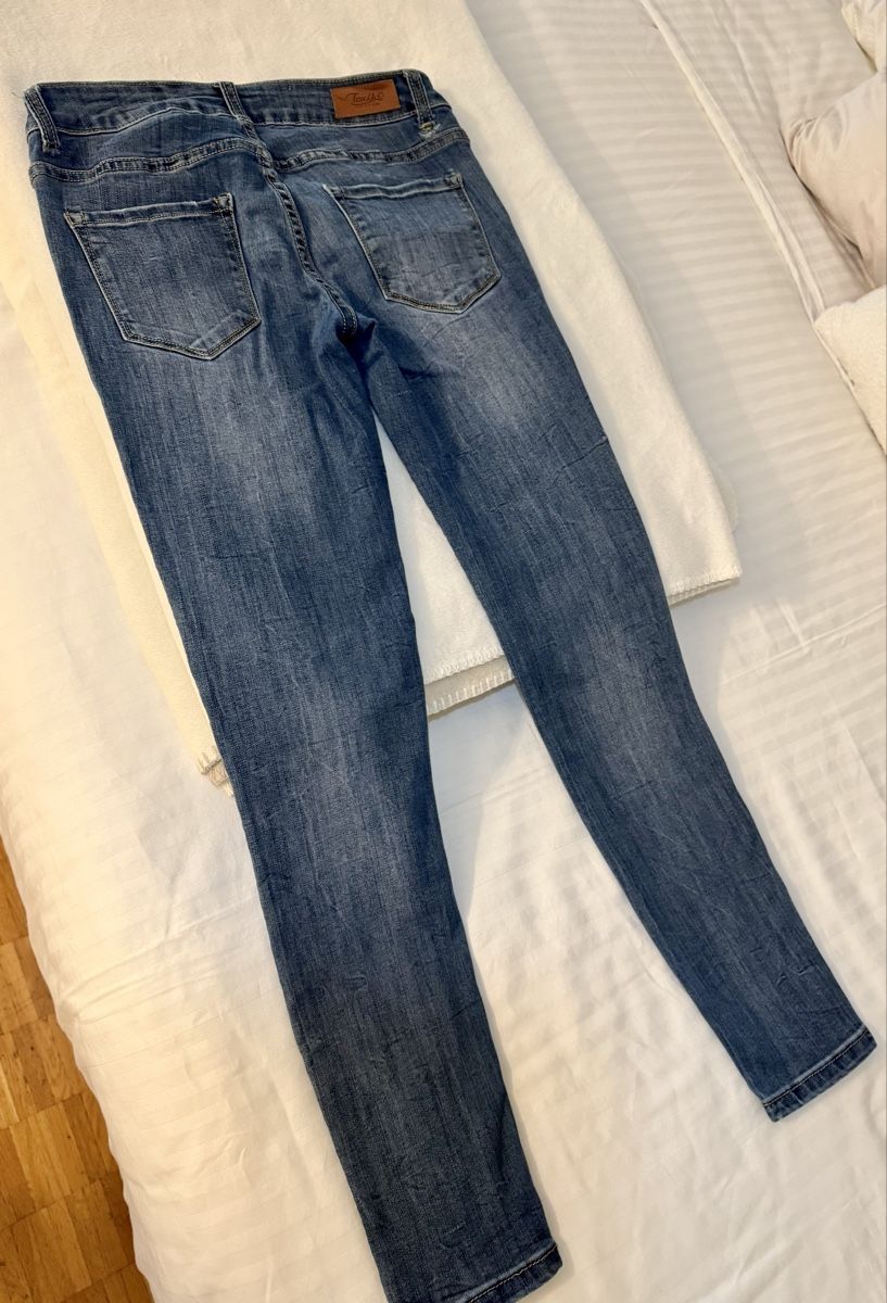 Jeans: Stylische Glitzerjeans Grösse 38 – Usato da zürich venduto da Bailey17 4