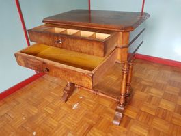 Alter Biedermeier Tisch mit Schubladen Antikes Möbel Vintage