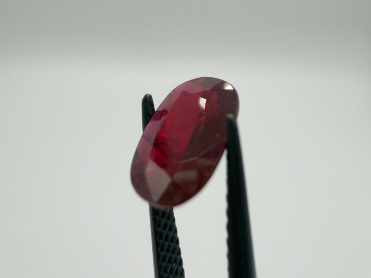 Edelsteine: Natural Pigeon Blood Ruby 0.87ct - Incl. Certificate – Neu und originalverpackt aus Buchs SG von OTNaturalGems 4