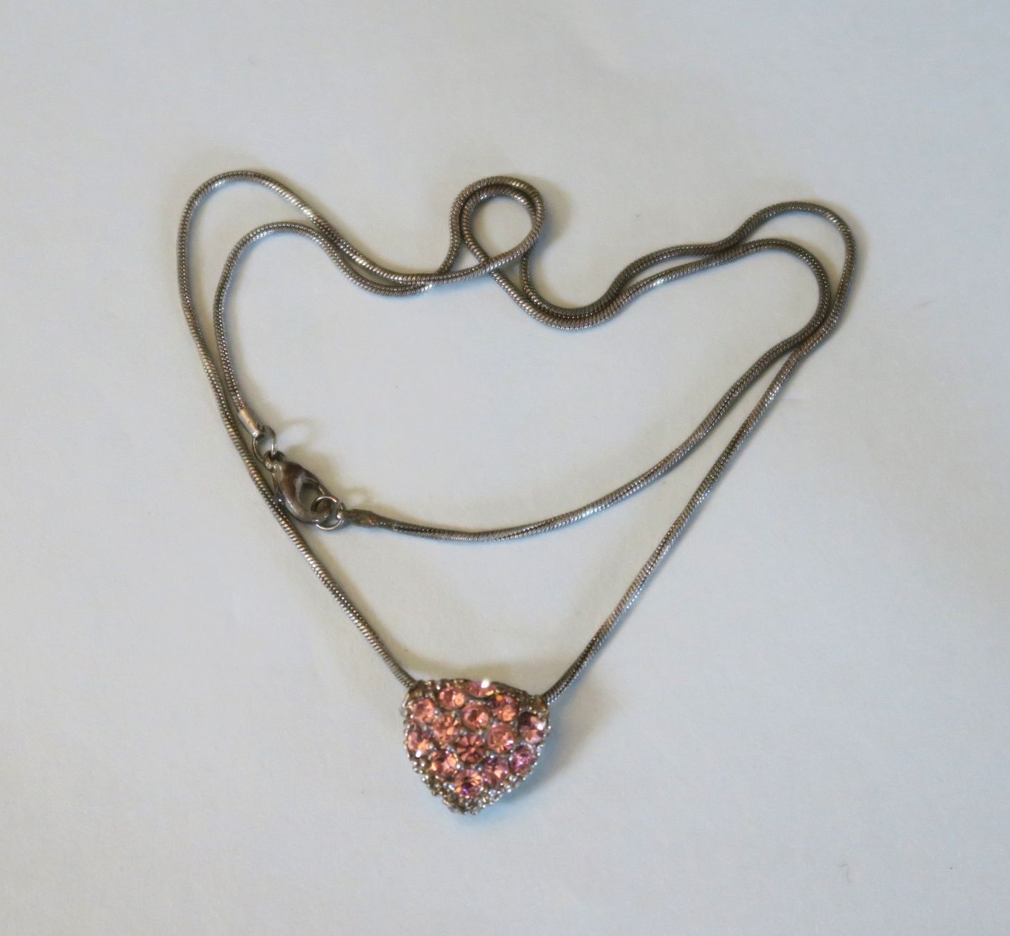 Catenine: Kette mit Herzanhänger – Usato da Brittnau venduto da marlenestone