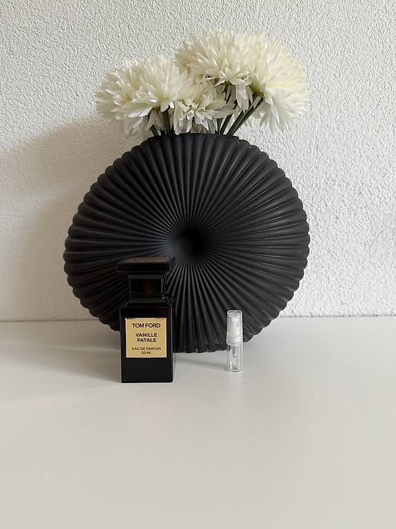 Parfum & Eau de Toilette: Tom Ford Vanille Fatale Abfüllung 2ml – Gebraucht aus Landschlacht von Blaudomin1