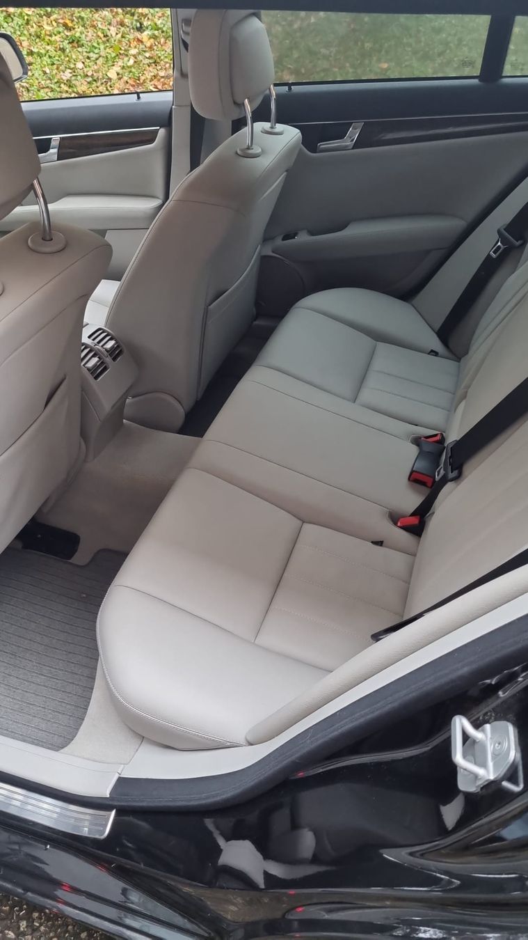 Mercedes-Benz Automobili: Mercedes C220CDI – Difettoso da Yverdon-les-Bains venduto da rev_yr9p 4