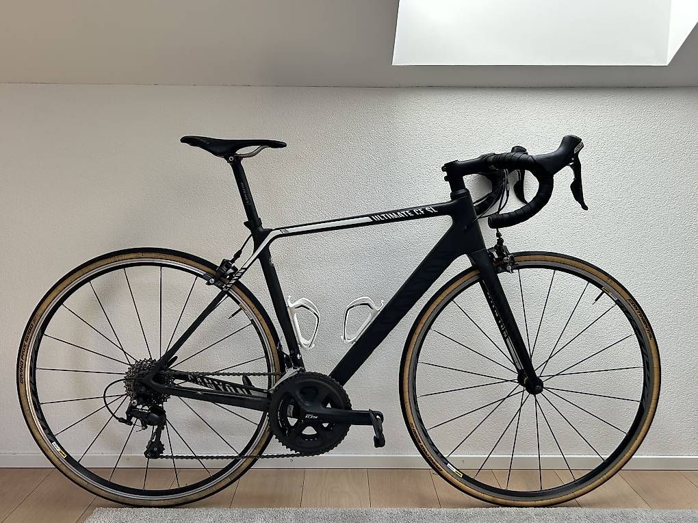 Canyon Biciclette: Canyon Ultimate CF SL 7 S Rennvelo – Usato da Zürich venduto da pia_52m5