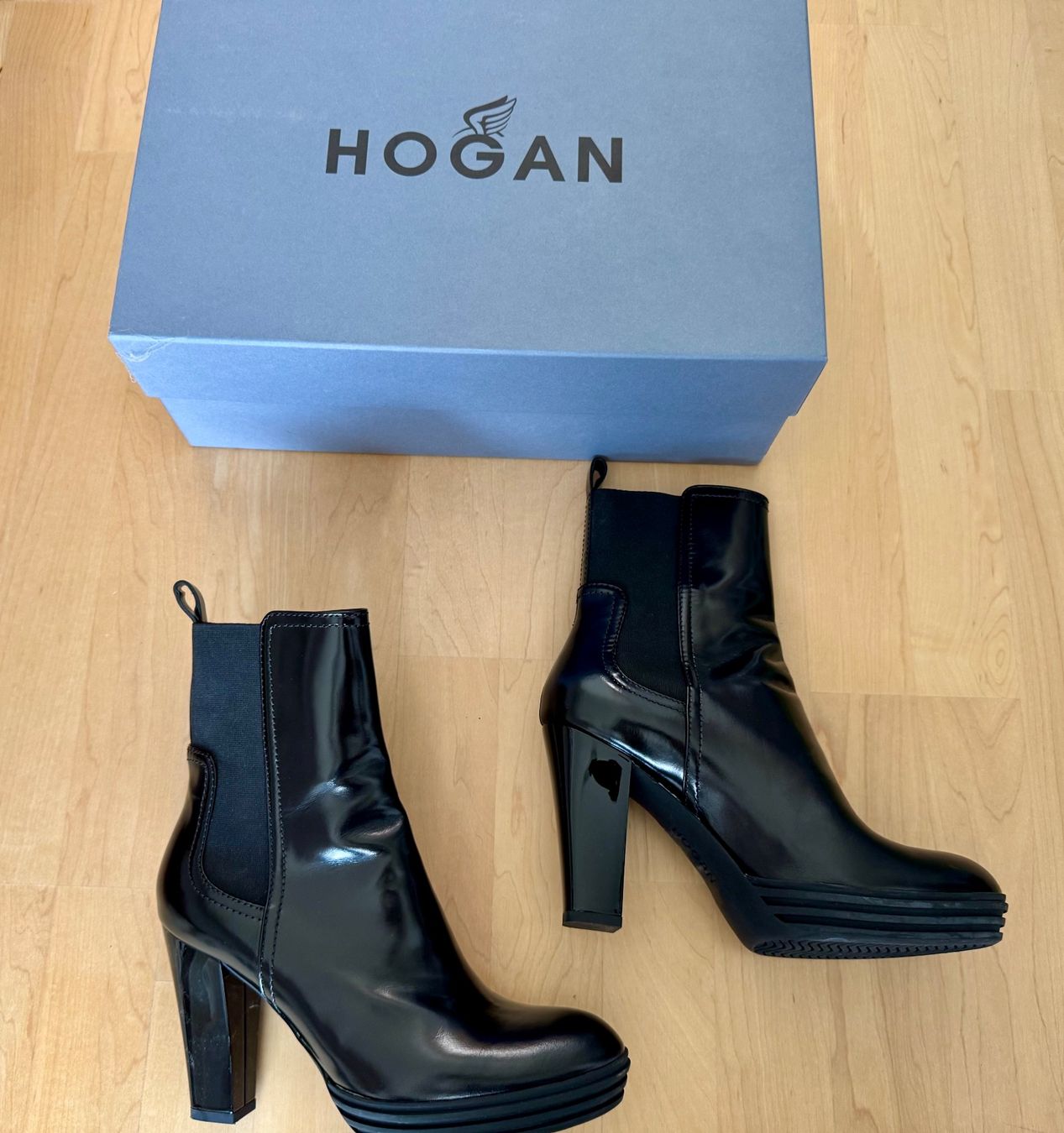 Hogan Scarpe da donna: Ankle Boots von Hogan, Grösse 38 – Usato da Männedorf venduto da Positive81