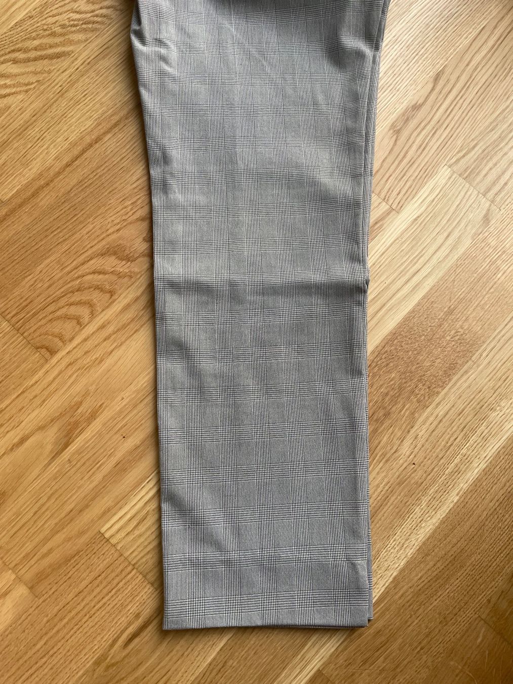 Zara Pantalons: Karierte Zara Hose 36 – D'occasion à Dübendorf par VSAngel 4