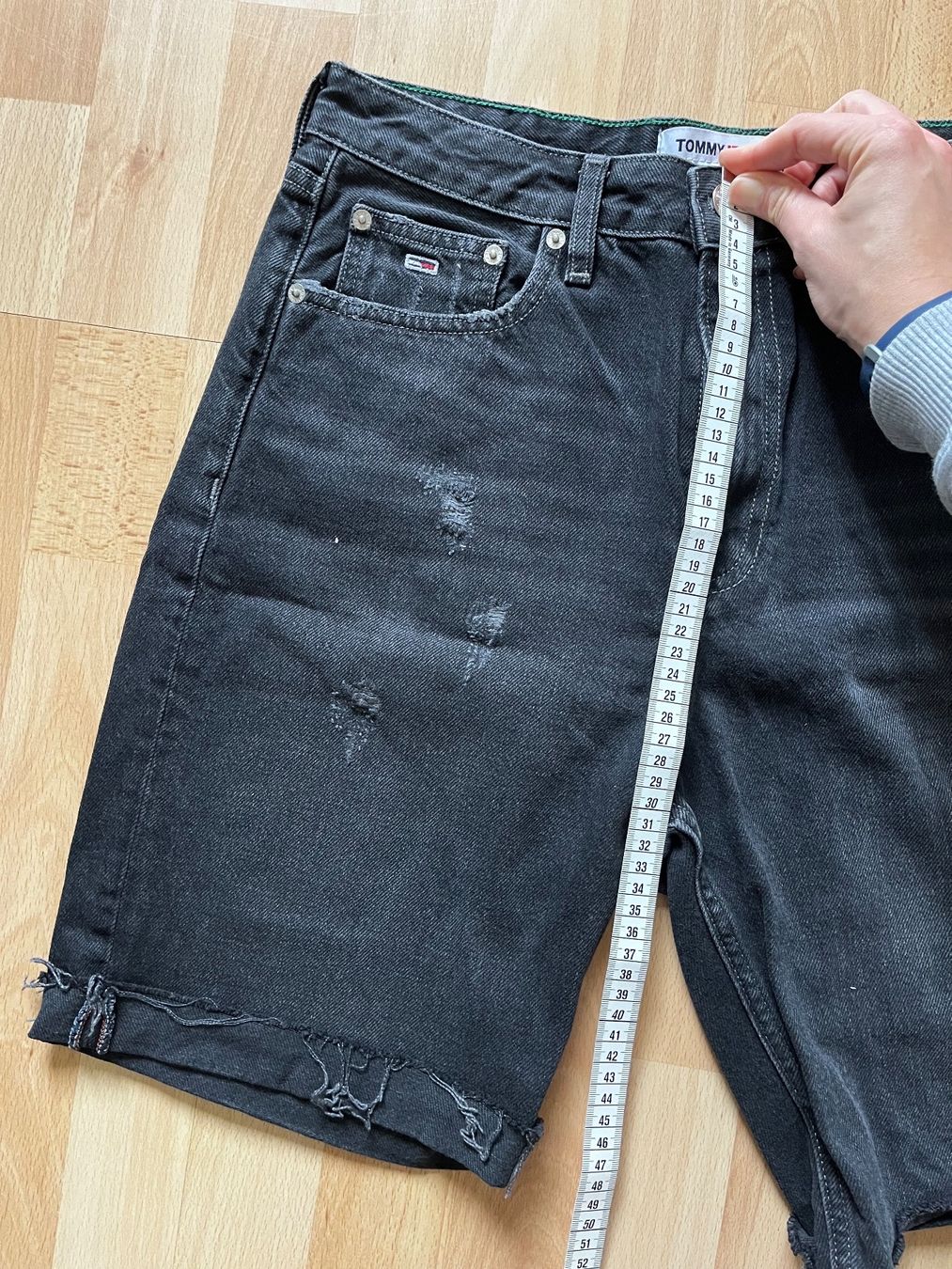 Tommy Hilfiger Pantaloni: Tommy Jeans Shorts Gr. 29 – Nuovo (secondo la descrizione) da Luzern venduto da Tschuu 6