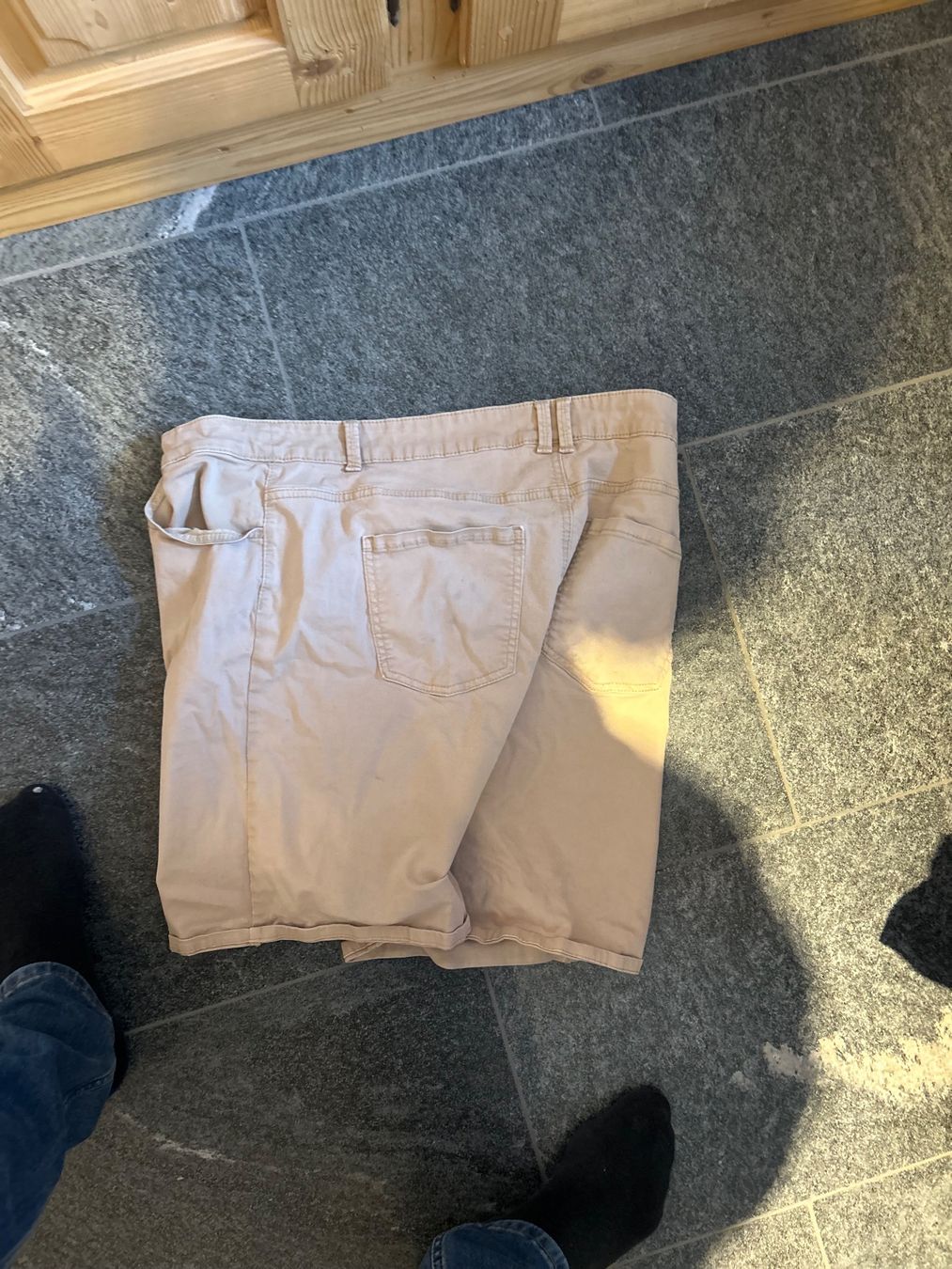 C&A Pantaloni: short – Usato da Ravoire venduto da martigny1921 2