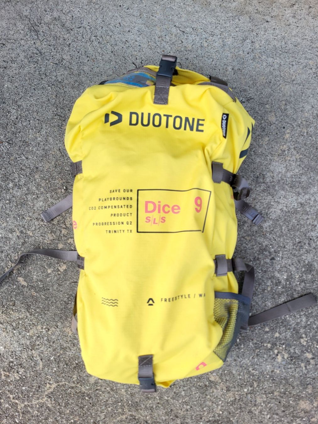Duotone Aquilone: Kite Duotone Dice SLS 9m 2022 – Usato da Pully venduto da Cedric.kr 1