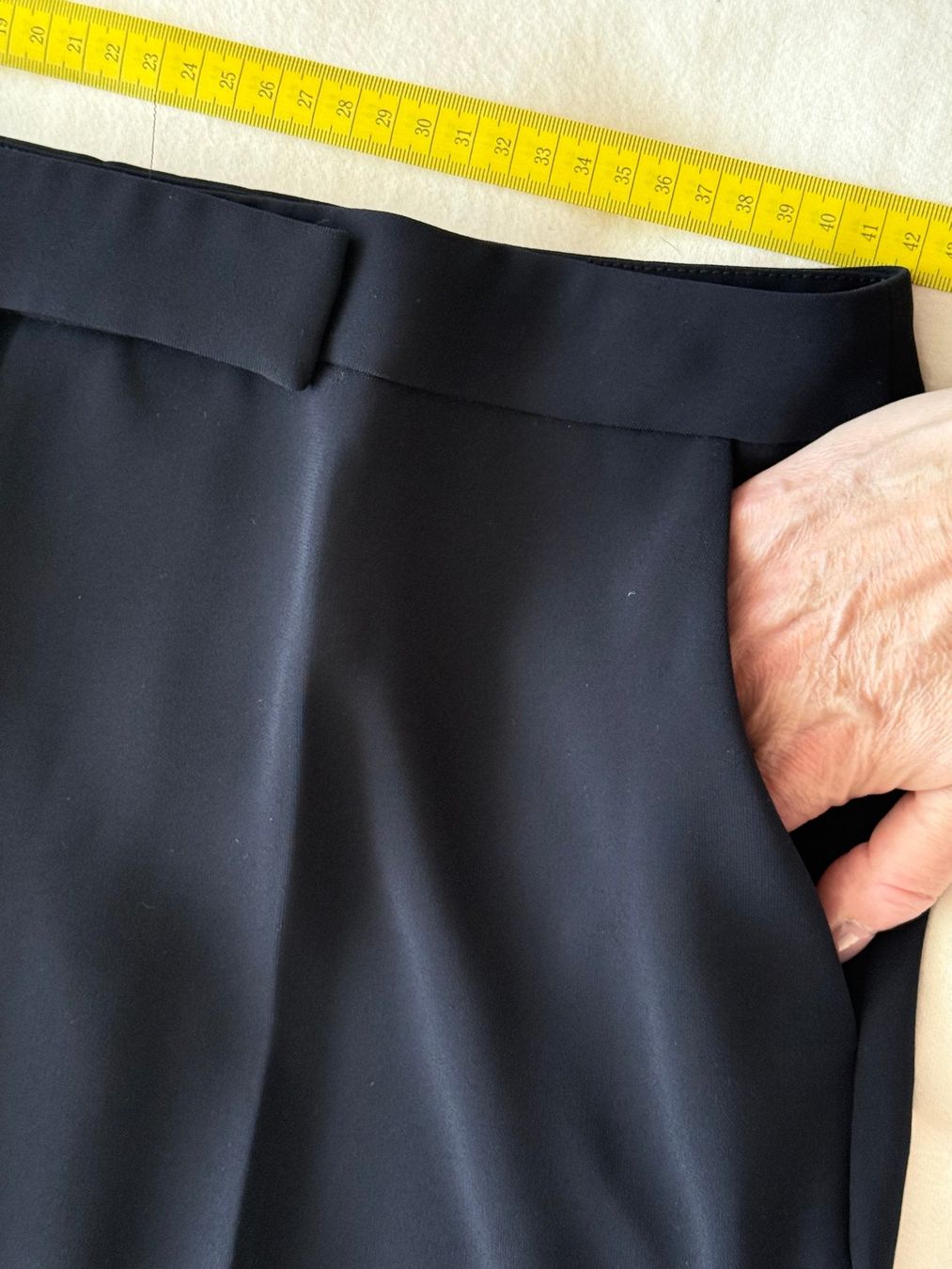 Pantaloni: Hobbs Hose - Dunkle Blaue – Usato da Spreitenbach venduto da BritToSwiss 3
