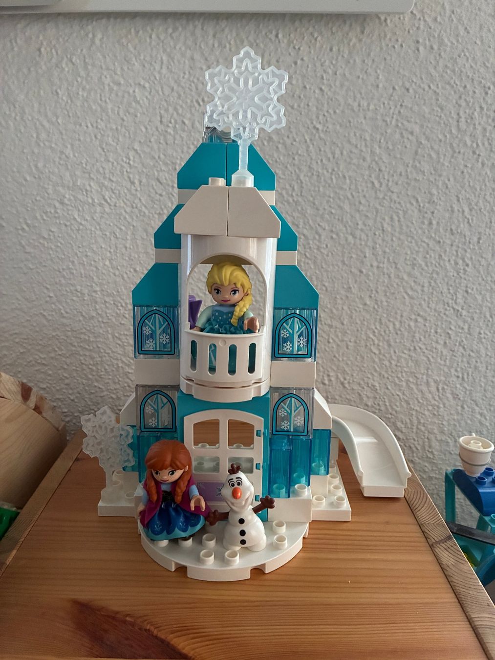 Lego Giocattoli: LEGO Duplo Disney Elsas Eispalast – Usato da Dietikon venduto da mz_x