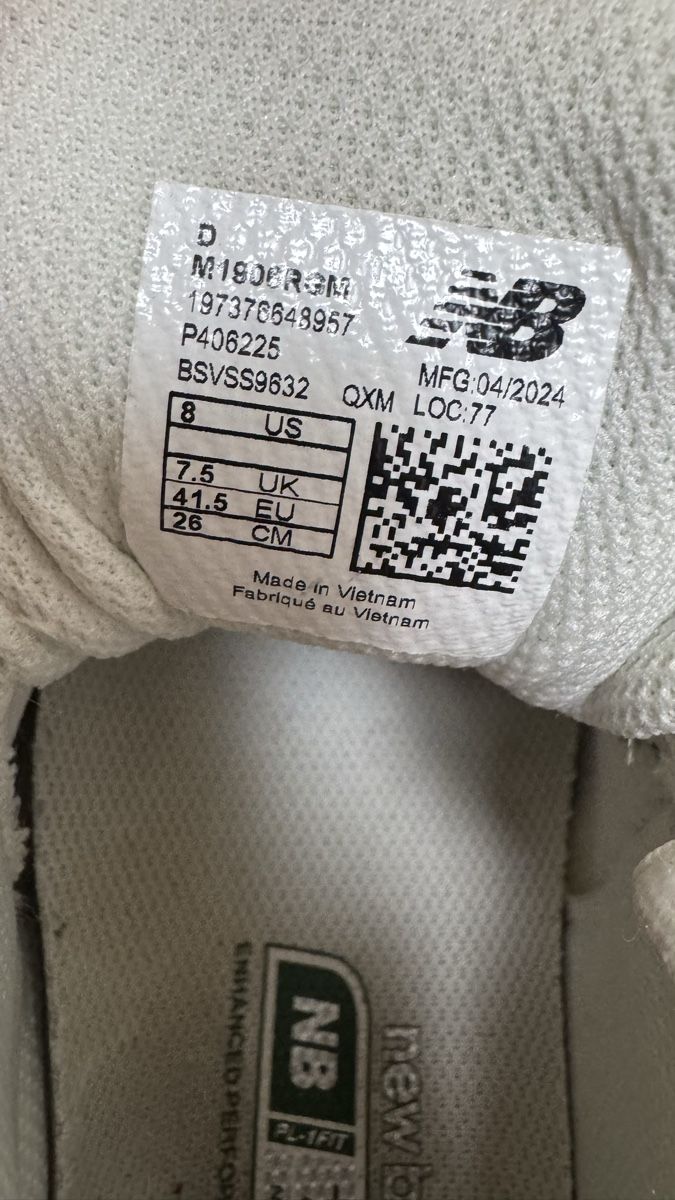 New Balance Scarpe da uomo: New Balance Sneaker 41.5 EU – Usato da Moosseedorf venduto da mswalker 7