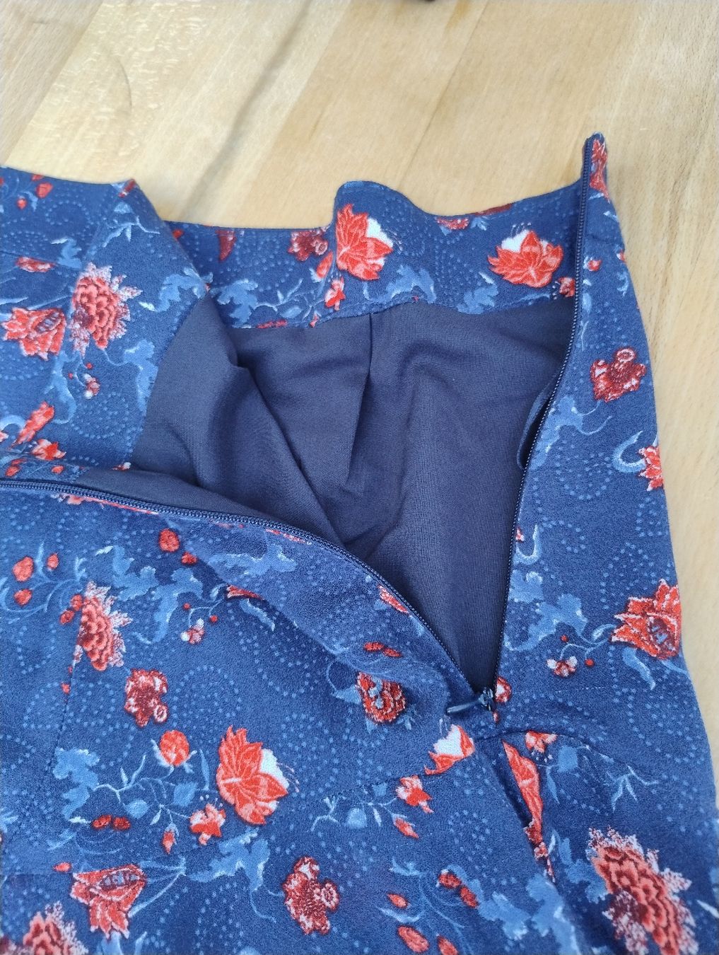 Esprit Röcke: Esprit Rock blau mit Blumenmuster, Gr. 42 – Gebraucht aus Kirchberg BE von lauraflu 5
