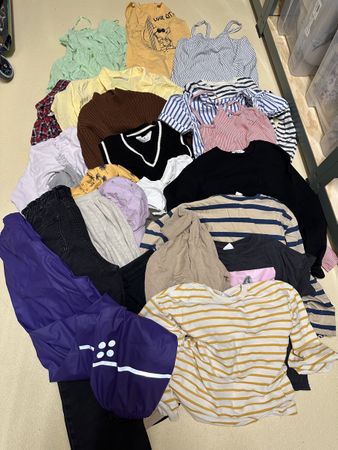 Huge Clothing Bundle 26 items, s.152