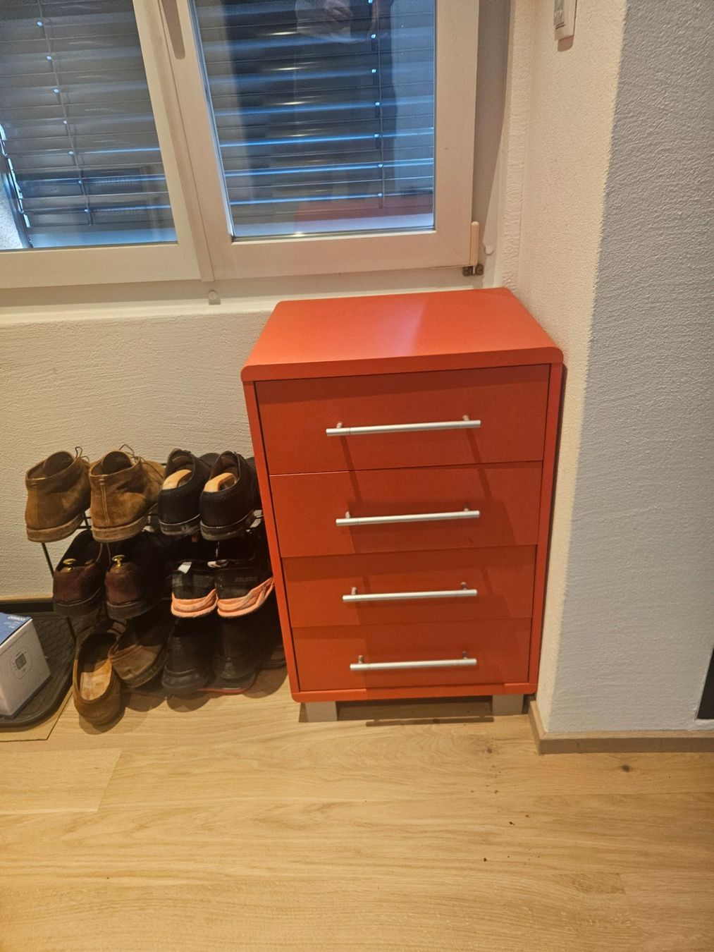 Cassettiere: 2x Kommode rot/orange 75x47x39 cm – Usato da Schindellegi venduto da Joel.R 1