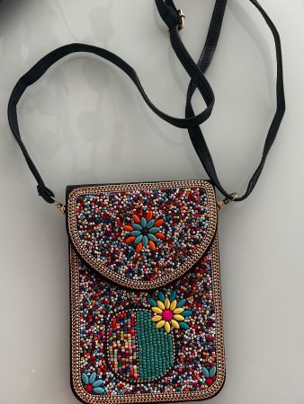 Handmade- Uigur / Bunte handgemachte Handytasche