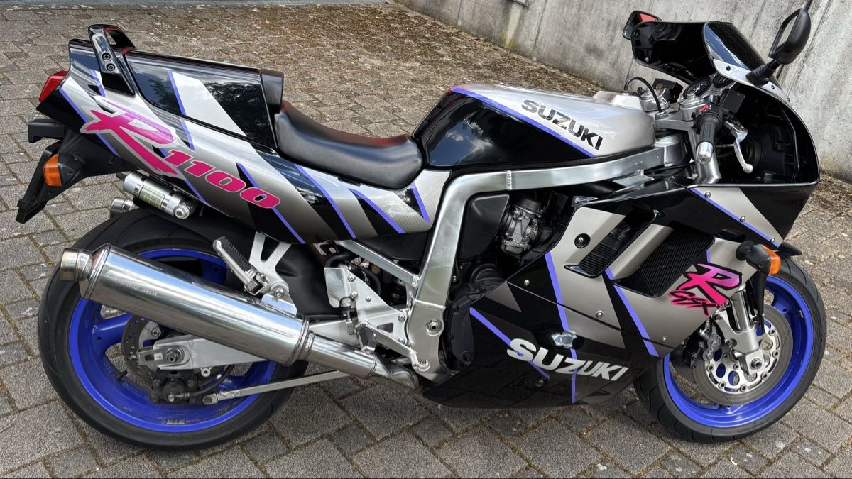 Suzuki Strada: Suzuki GSX-R 1100 1993 – Usato da Wahlen b. Laufen venduto da budo4242 1