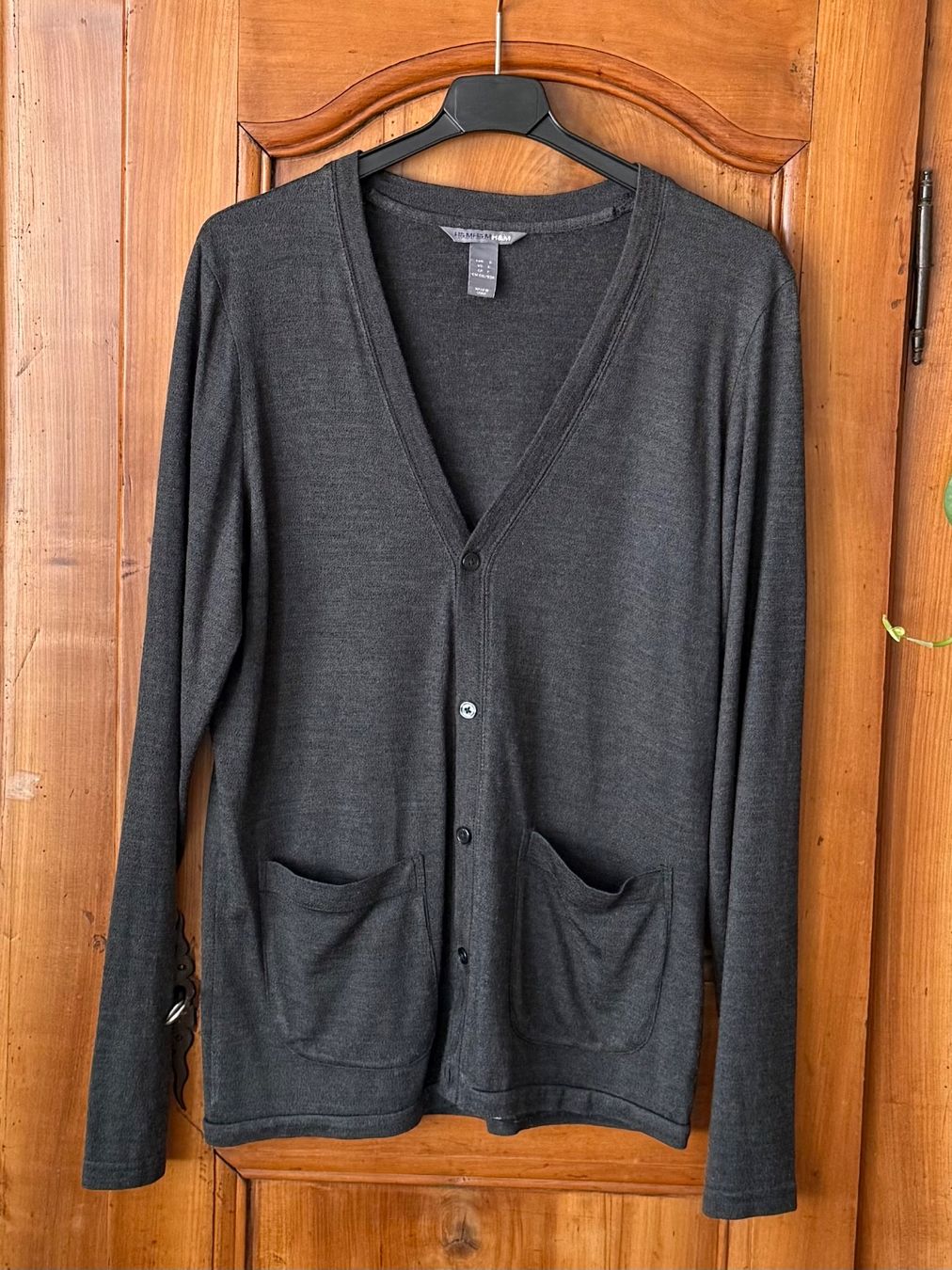 H&M Jacken: Cardigan H&M Anthrazit Gr. S – Gebraucht aus Wabern von fengshui63 1