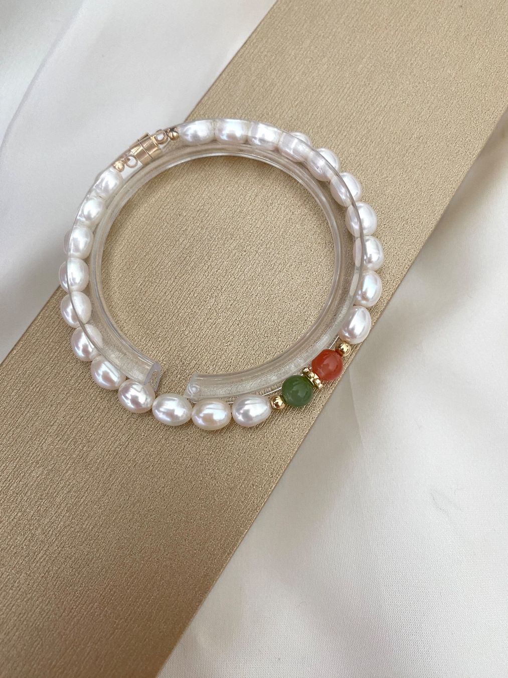 Bracciali & Braccialetti: Süsswasserperlen/Perlen Armbänder – Nuovo e nell'imballaggio originale da Sarnen venduto da Yingsperlen3