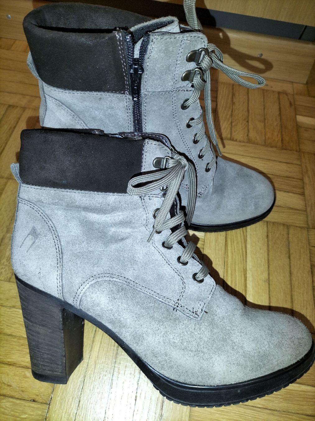 Scarpe da donna: Damen Stiefelette Grösse 39 – Usato da Goldach venduto da ami_2kwl 1
