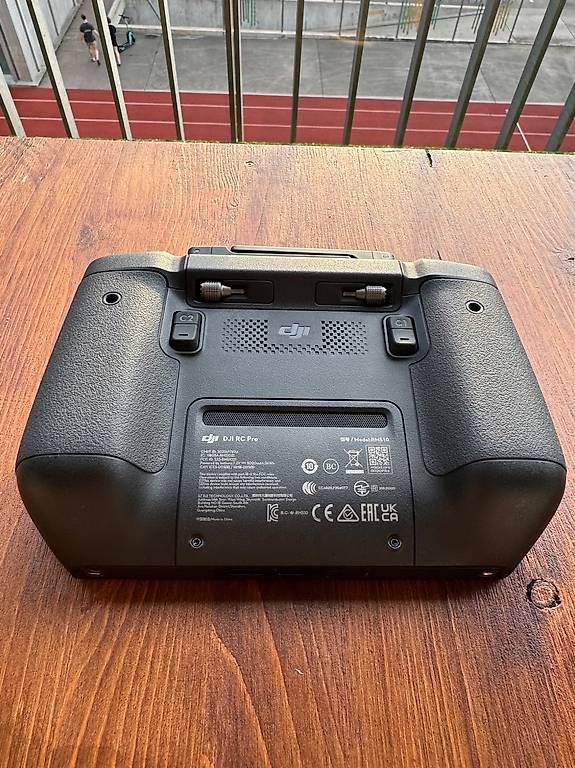DJI Telecomando: DJI RC Pro Smart Controller  mit Display-Schutzfolie – Usato da Zürich venduto da jak_pdv6 2