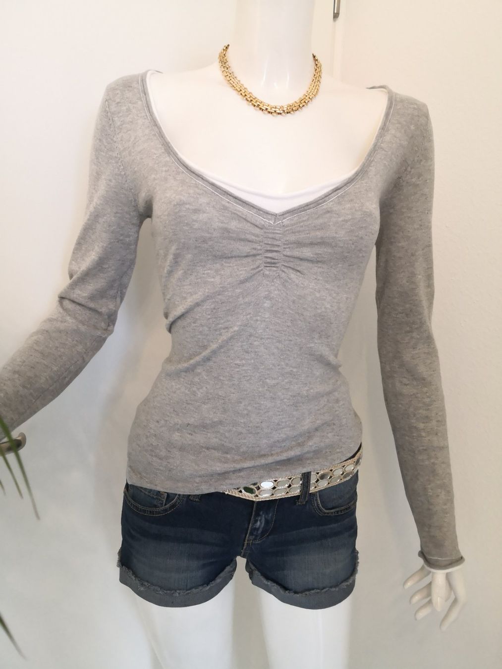 Mango Maglioni & Felpe: 🤩MANGO STRICK-PULLOVER GRAU V-SCHNITT MIT BORD WEISS – Nuovo (secondo la descrizione) da Olten venduto da Naja-Twins-Twins 3