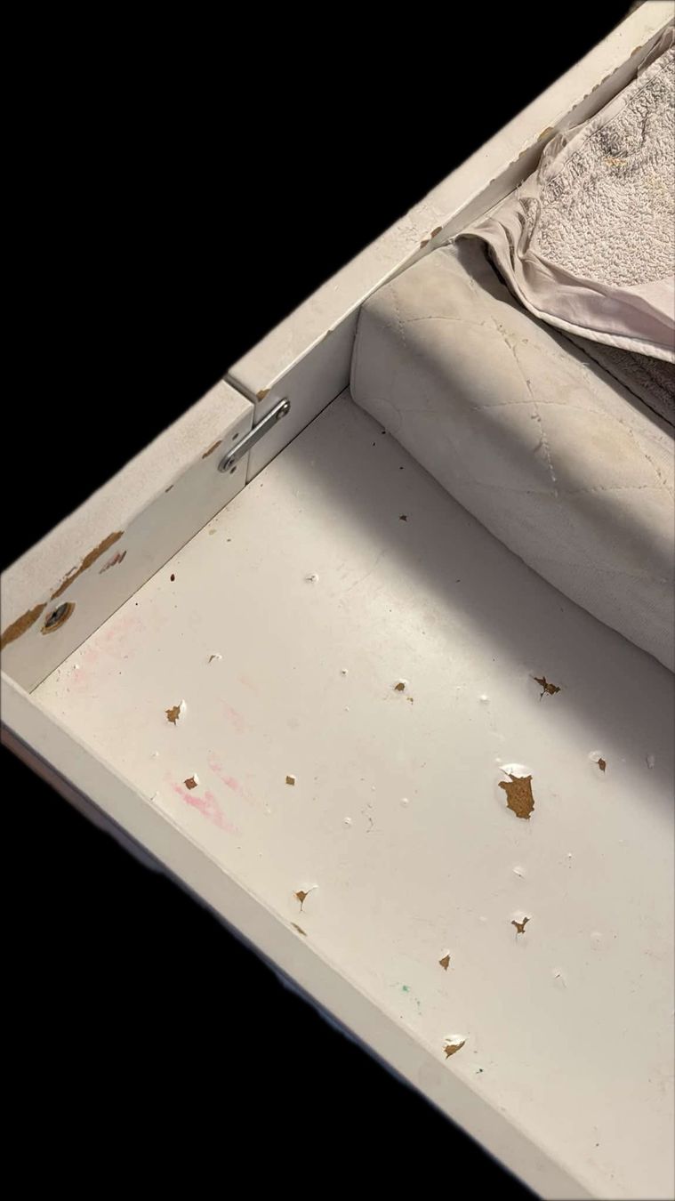 Lits: Chambre bébé table à langer et lit myllra IKEA – D'occasion à Carouge GE par Leeleelee2 7
