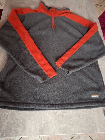 Pull hiver taille XL marque Biaggini
