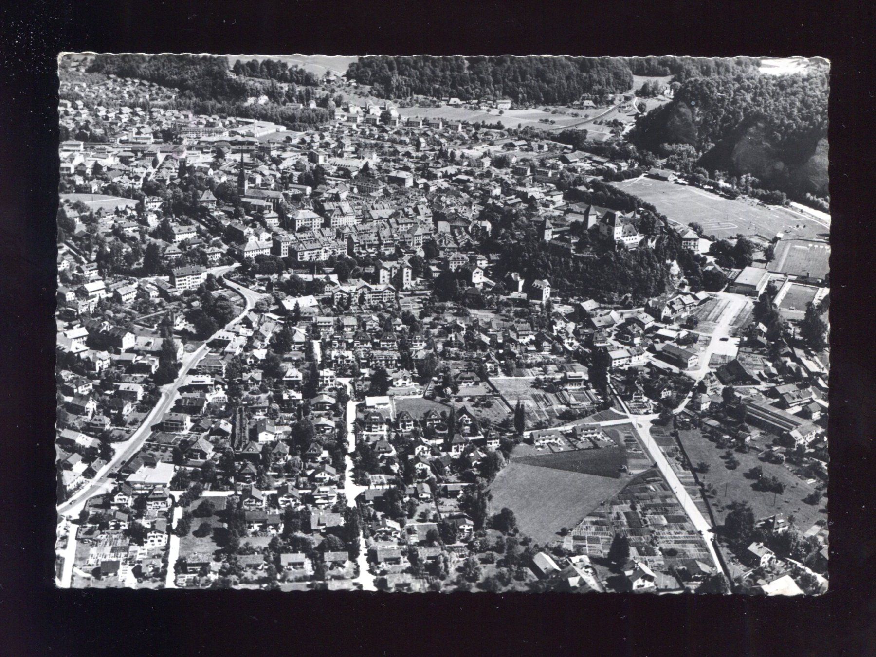 Cartoline postali: Burgdorf, Flugaufnahme – Usato da Aarau venduto da Elmaar41