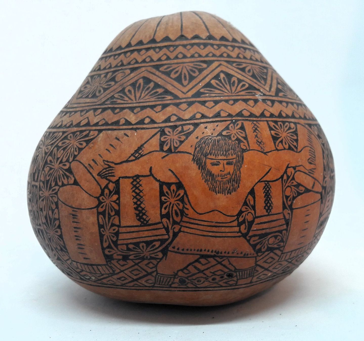 Alle Dekorationen: calebasse gravée Pérou Andes Inca + poupée folklo Peru – Gebraucht aus Tavannes von Brocashop 6