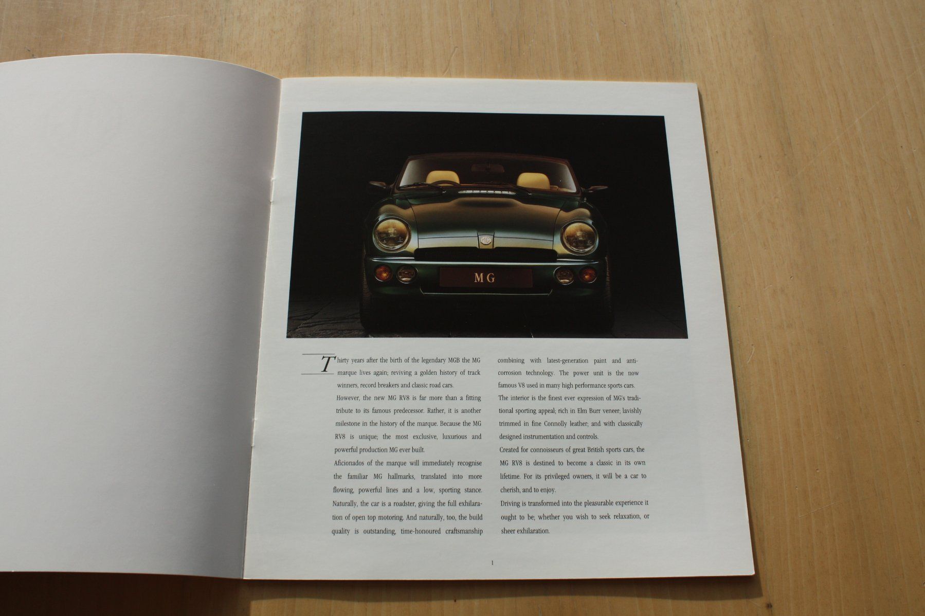 MG Documenti: MG RV8 Prospekt 1994 – Usato da Wikon venduto da erwin400 1