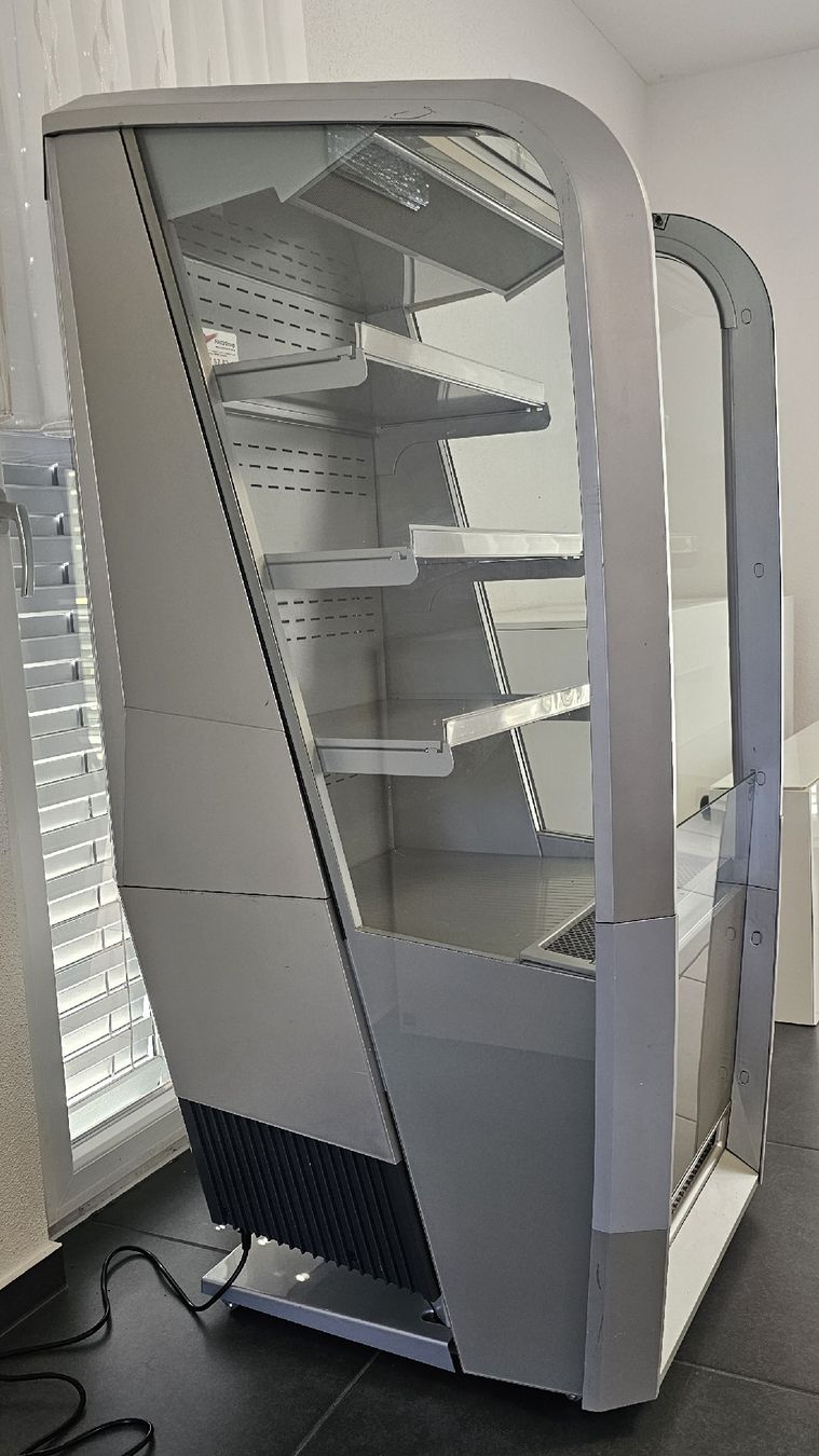 Frigoriferi: Kühlvitrine/Kühlschrank Glasfront silber  – Usato da Rothrist venduto da PhilipsAurea 6