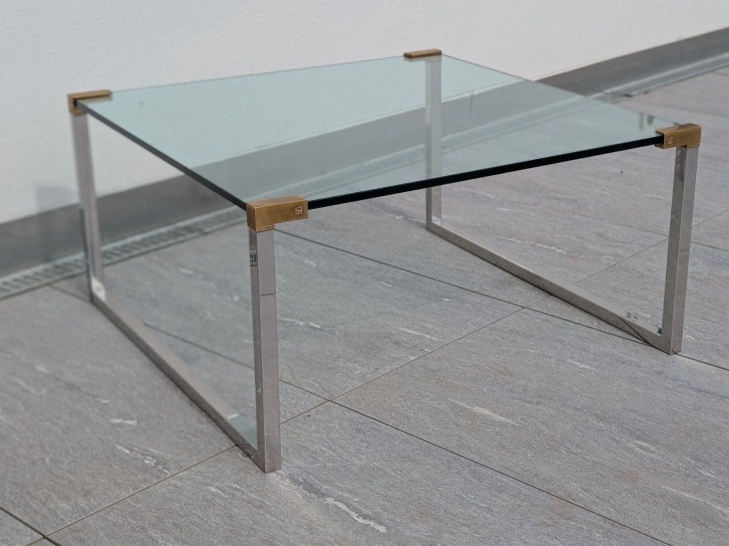 Tavoli: Peter Ghyczy T53 Couchtisch Coffee Table – Usato da Rotkreuz venduto da CRLNSC 2
